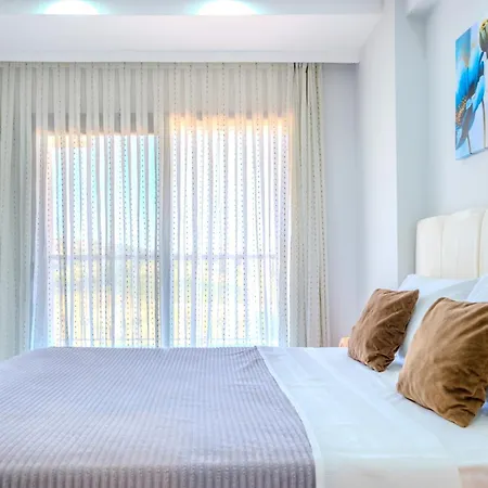 Villa W Pool And Garden 10 Min To In Foca Izmir